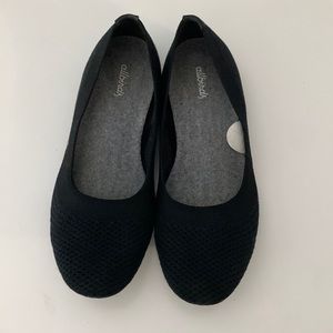 Black allbirds flats, size 9, excellent used condition, worn one time